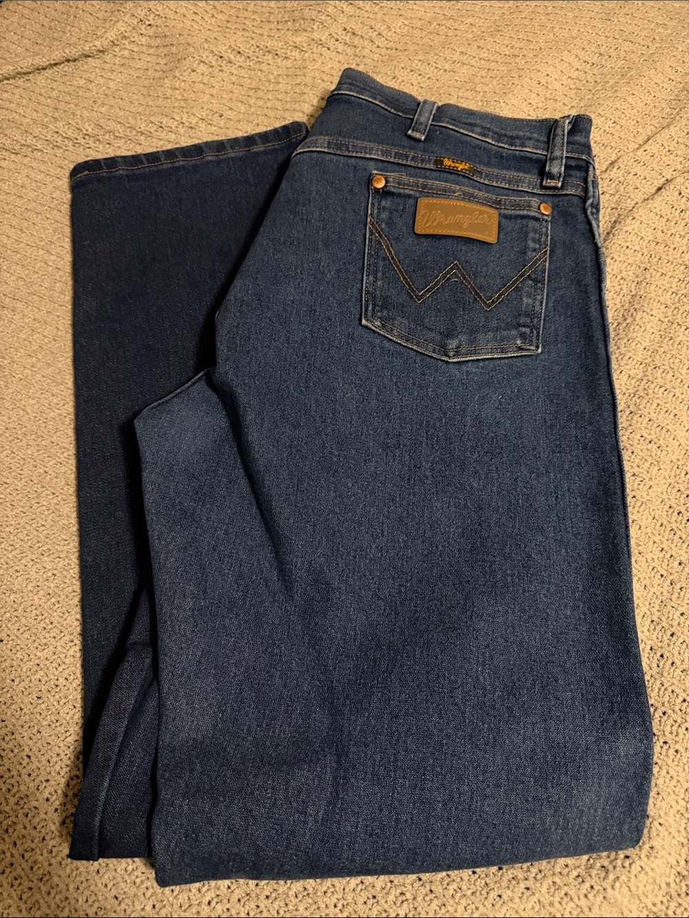 Wrangler Men's Navy Straight-Leg Jeans